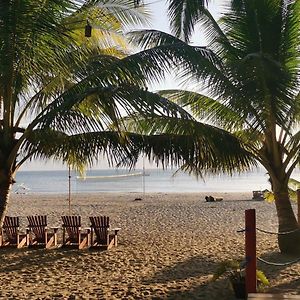 Sulu Sunset Beach Resort